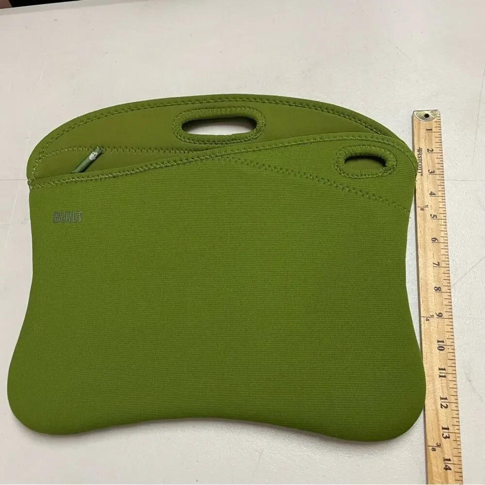 BUILT Laptop Porter 15.4 inch wide green zipper bag